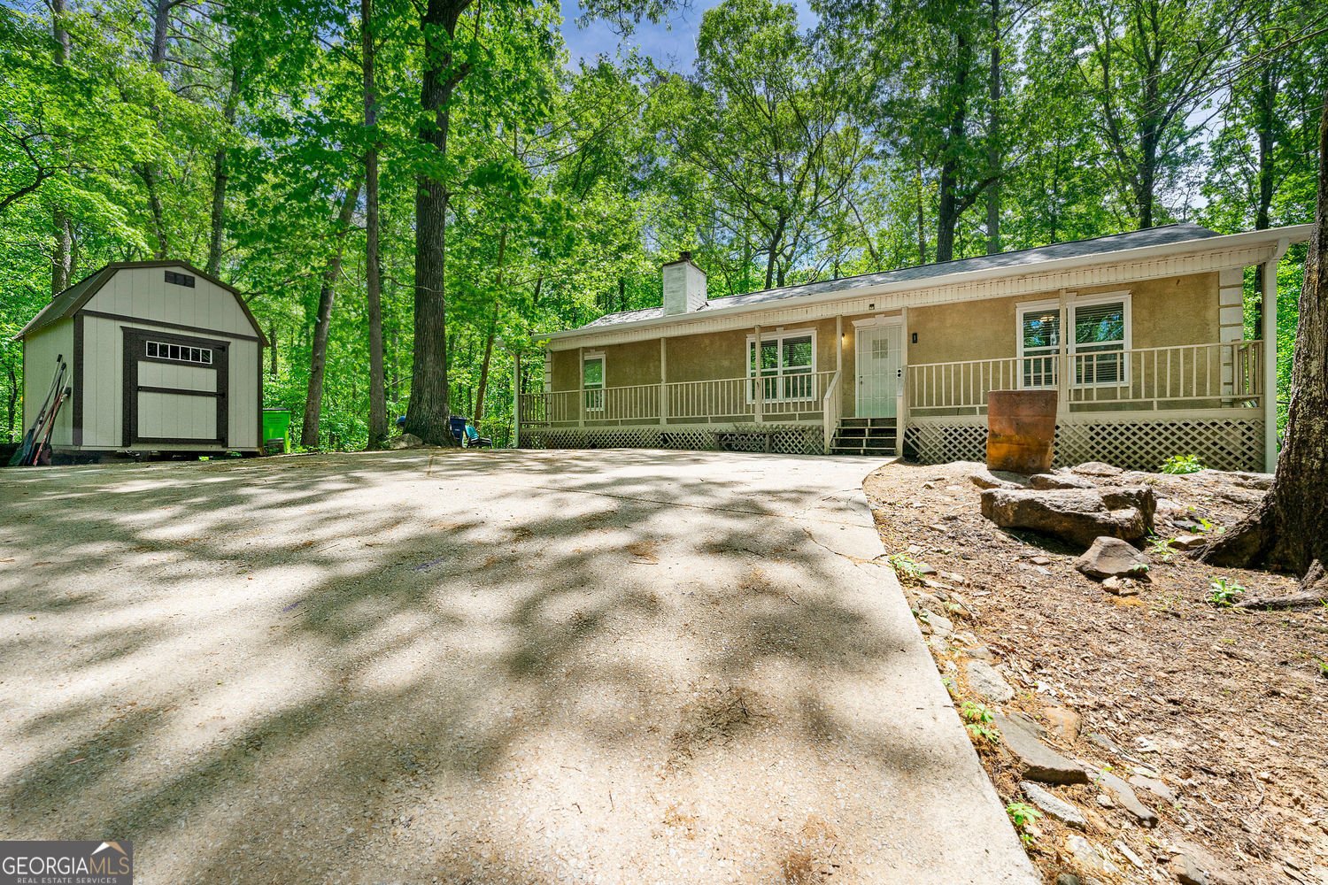 507 Lakeshore Drive Stockbridge - 3
