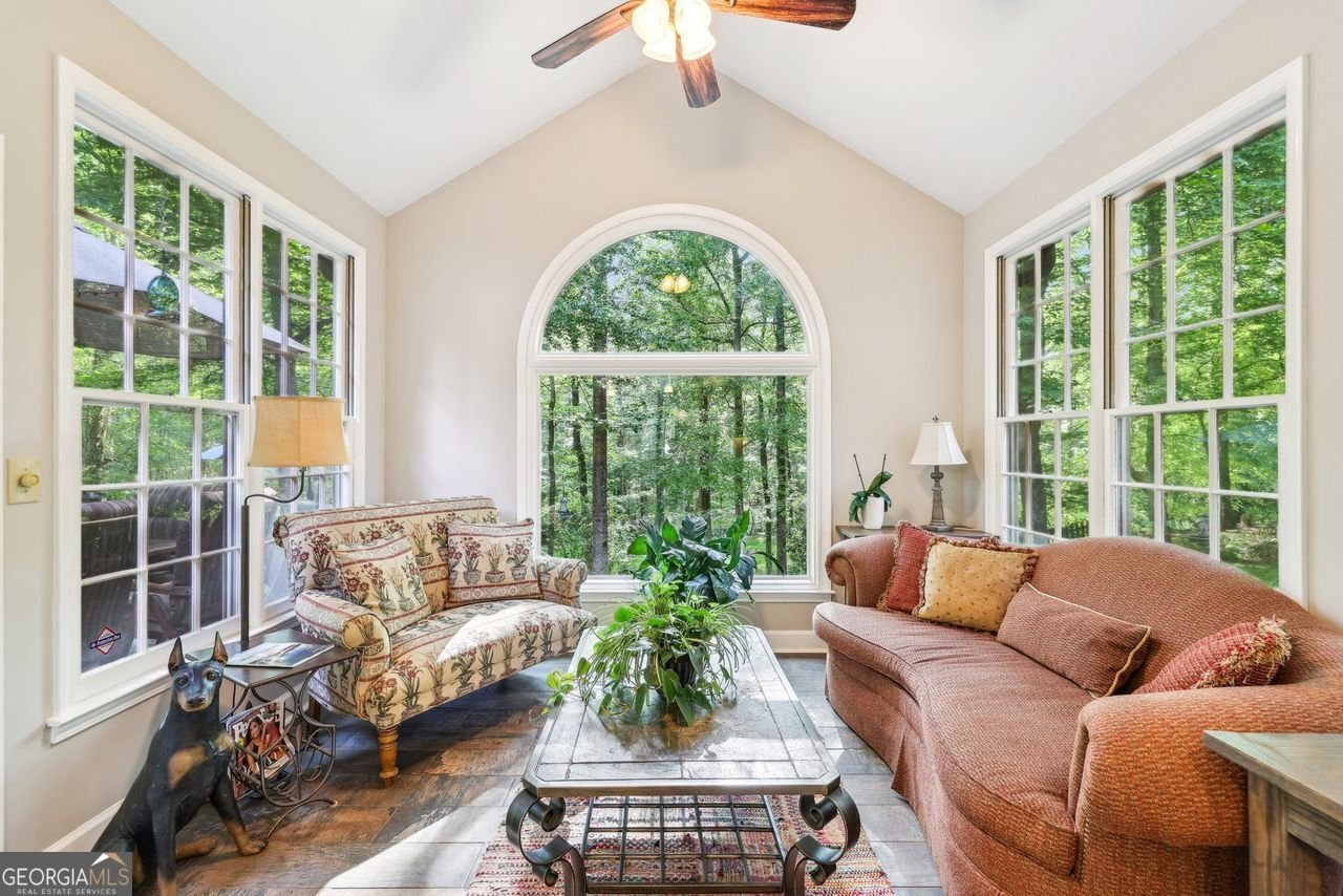 989 PINFEATHER Court Lawrenceville - 15