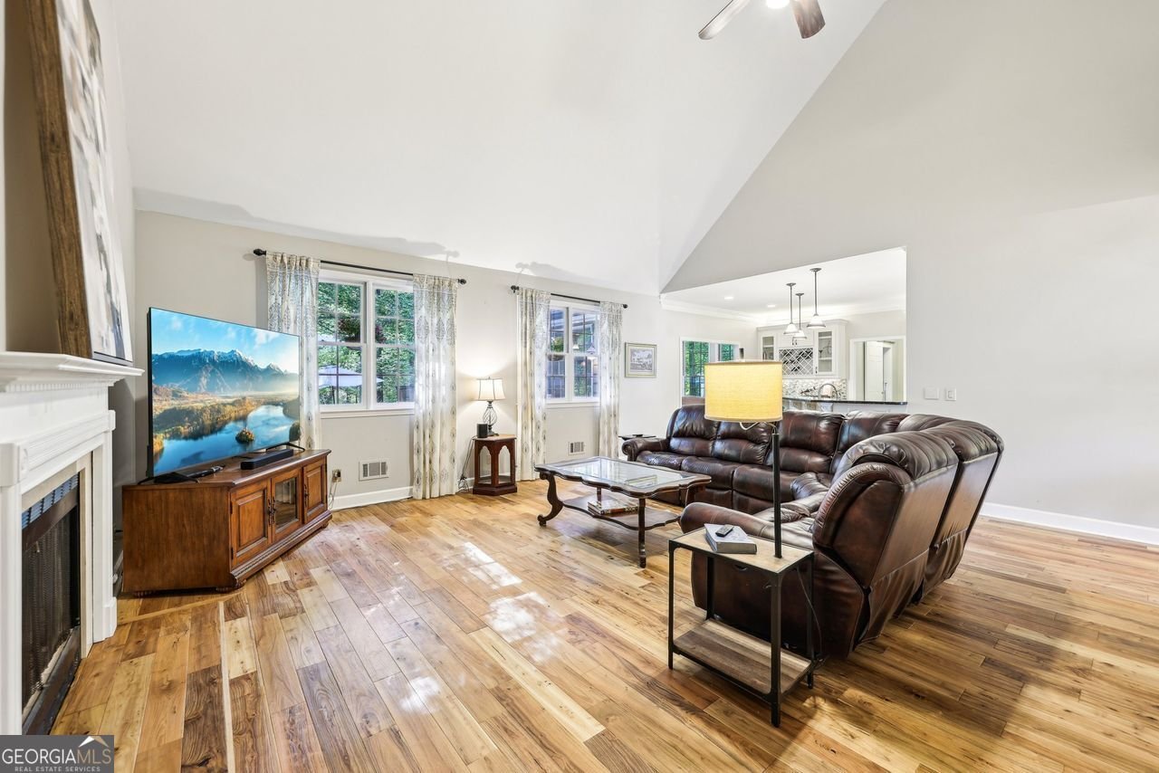 989 PINFEATHER Court Lawrenceville - 19