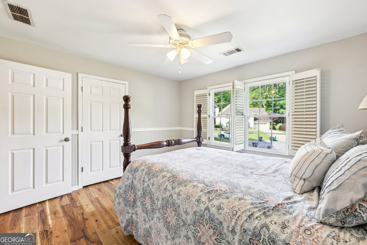 989 PINFEATHER Court Lawrenceville - 33