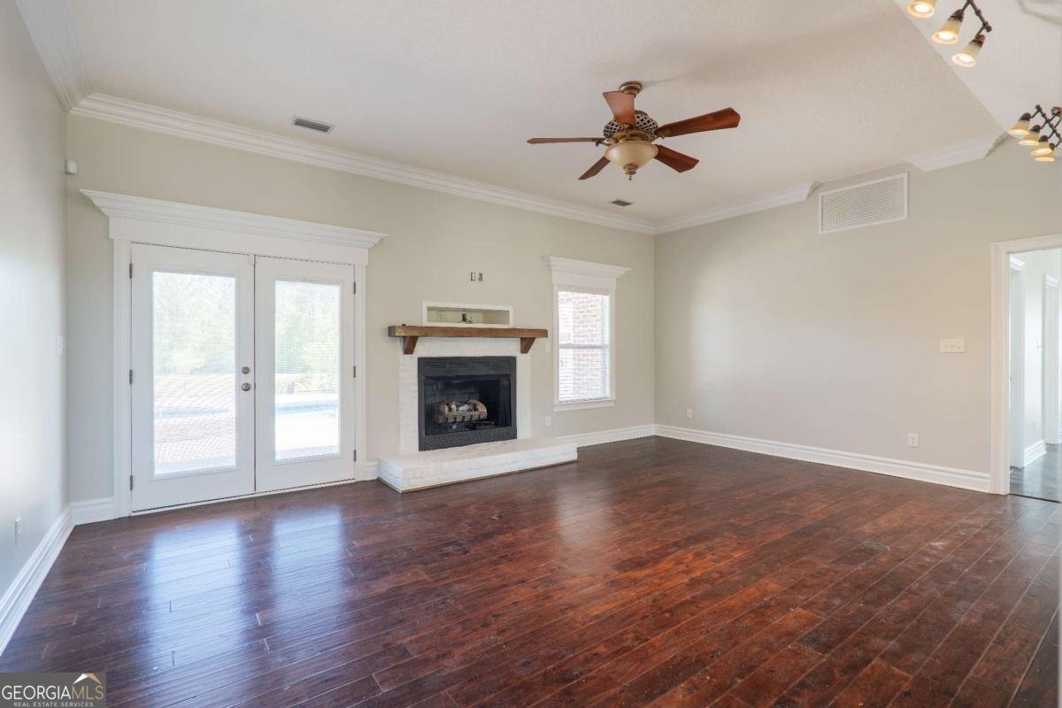 8067 & 8085 Smith Road Hahira - 11