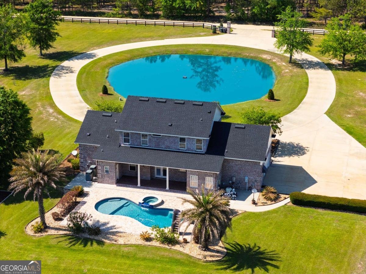 8067 & 8085 Smith Road Hahira - 61