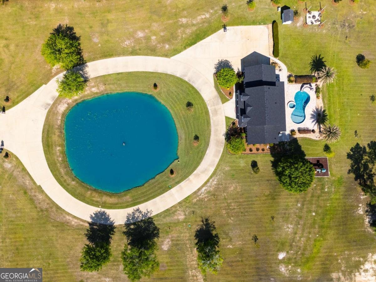8067 & 8085 Smith Road Hahira - 62