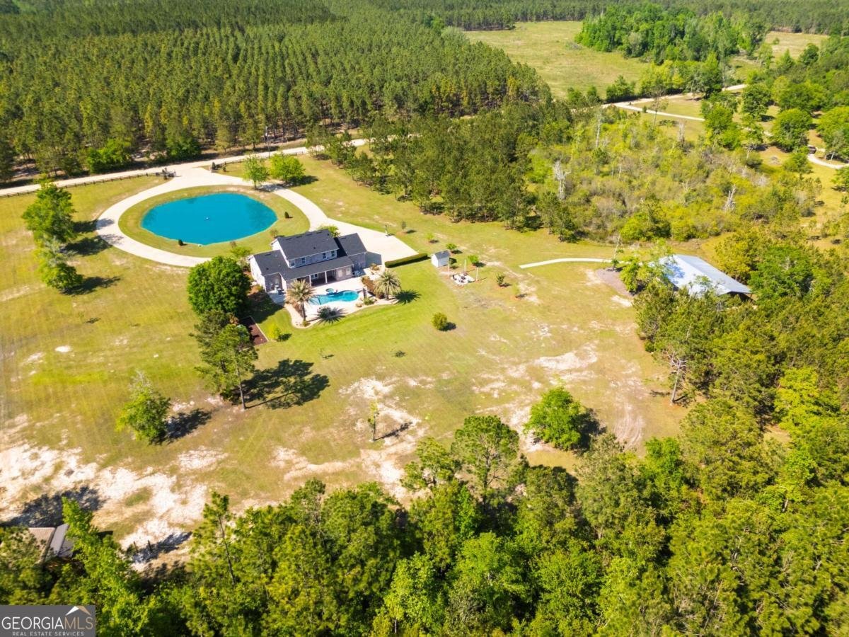 8067 & 8085 Smith Road Hahira - 63