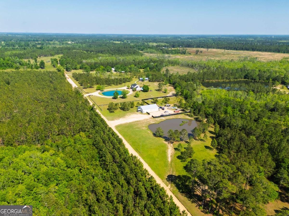 8067 & 8085 Smith Road Hahira - 70