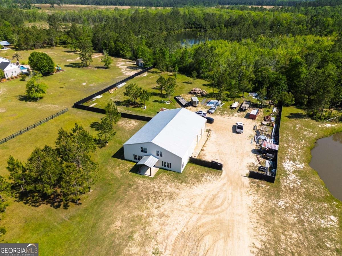 8067 & 8085 Smith Road Hahira - 71