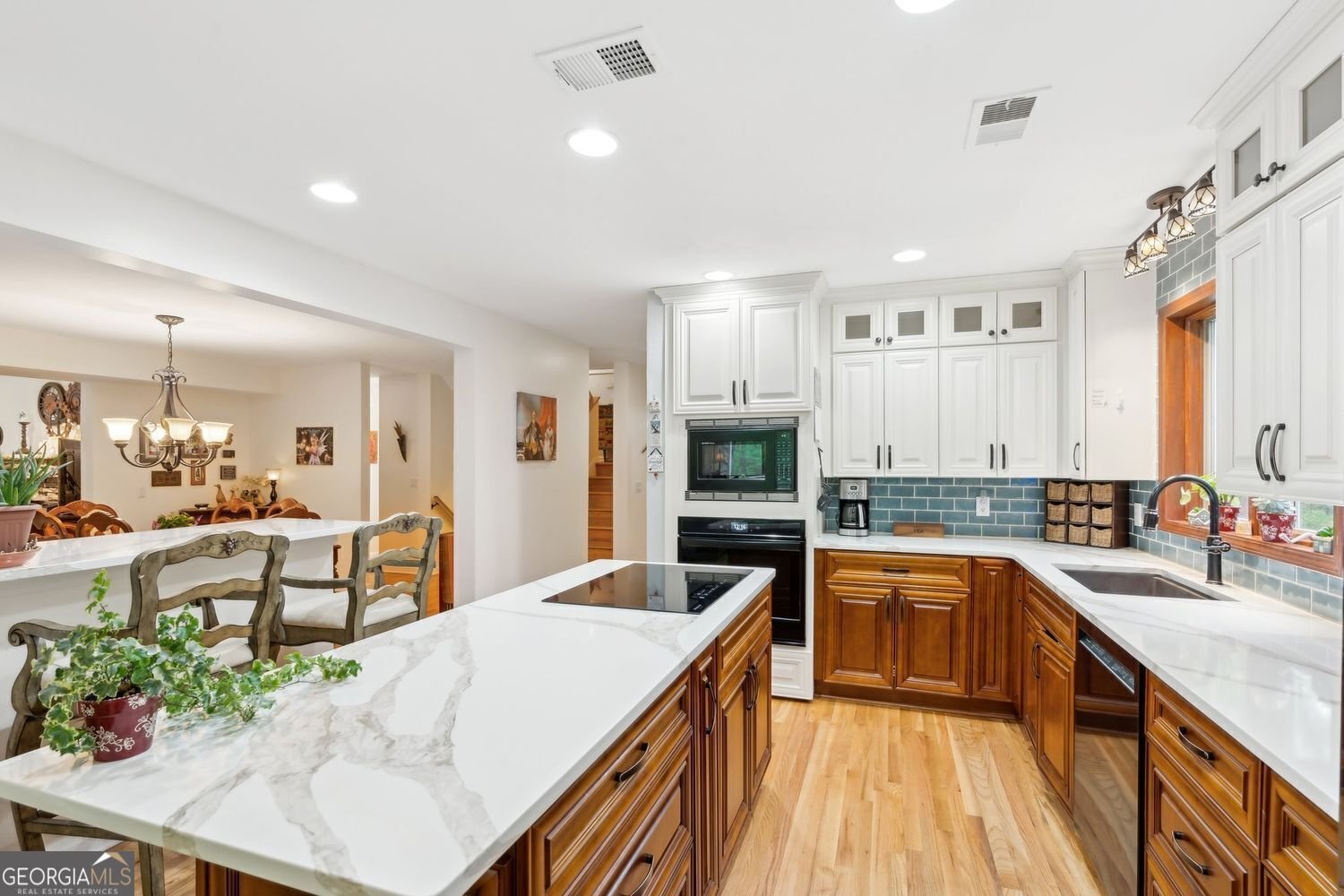 4761 Gateway Lane Flowery Branch - 17