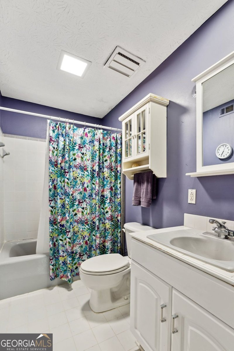 4761 Gateway Lane Flowery Branch - 28