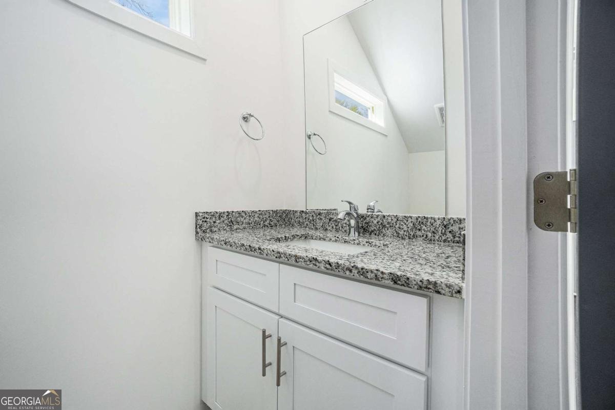 100 Dahlia Avenue Atlanta - 11