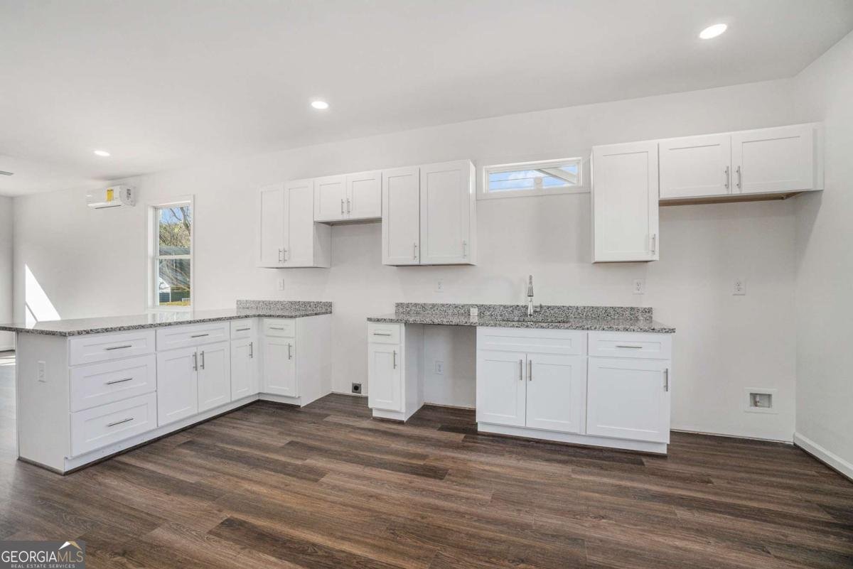 100 Dahlia Avenue Atlanta - 12