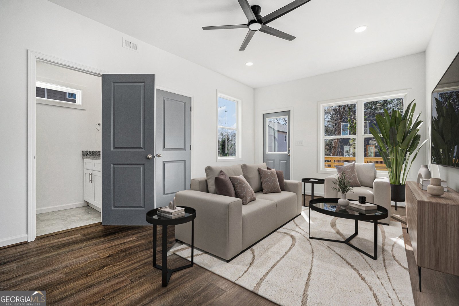 100 Dahlia Avenue Atlanta - 4