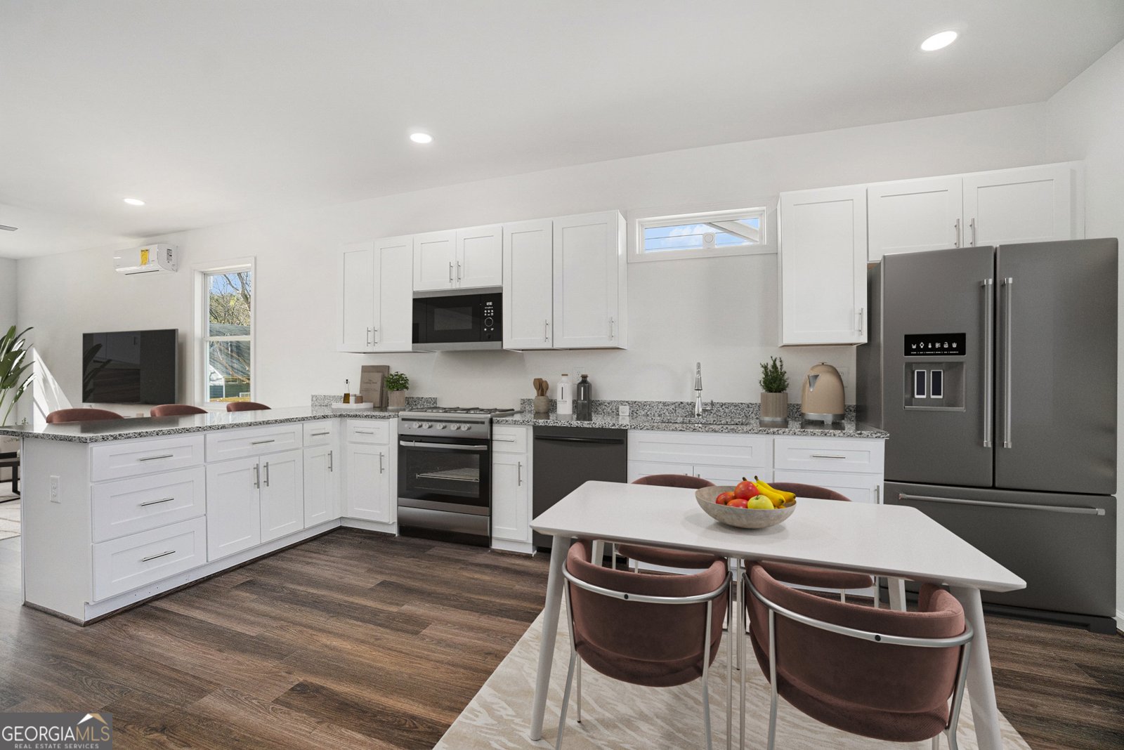 100 Dahlia Avenue Atlanta - 5