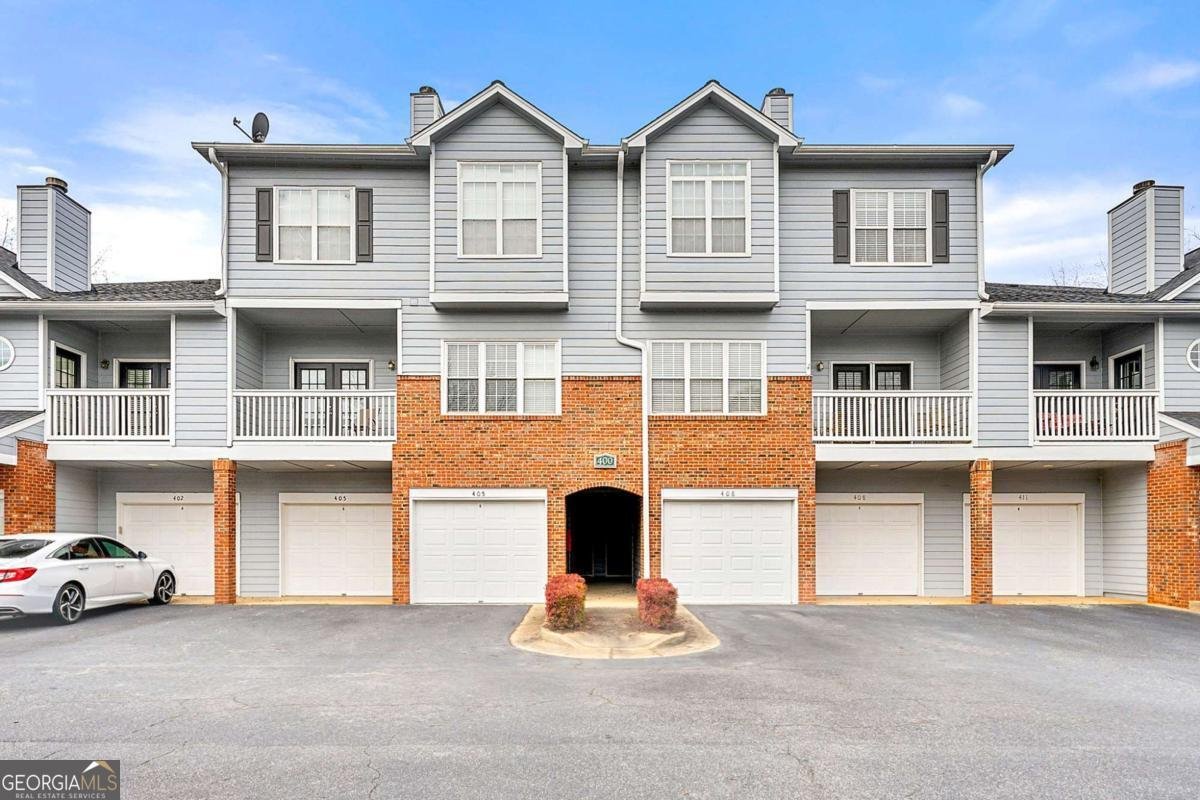 406 Vinings Forest Circle Smyrna - 1