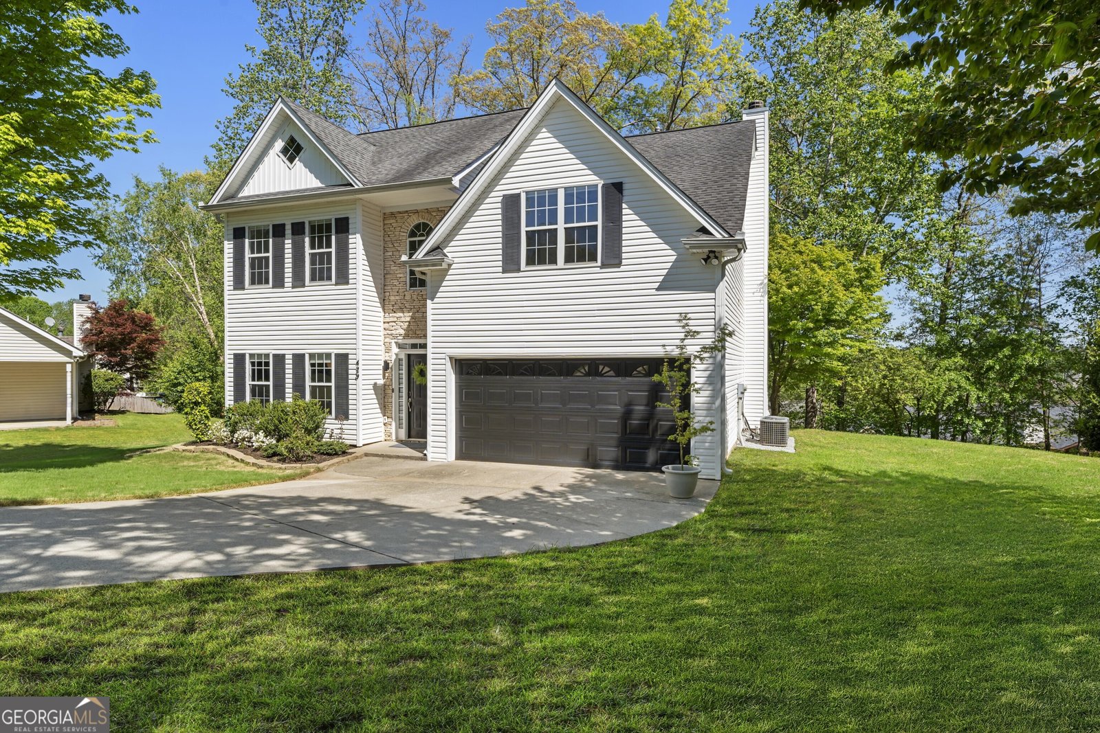 429 Tannenhill Place Sugar Hill - 2
