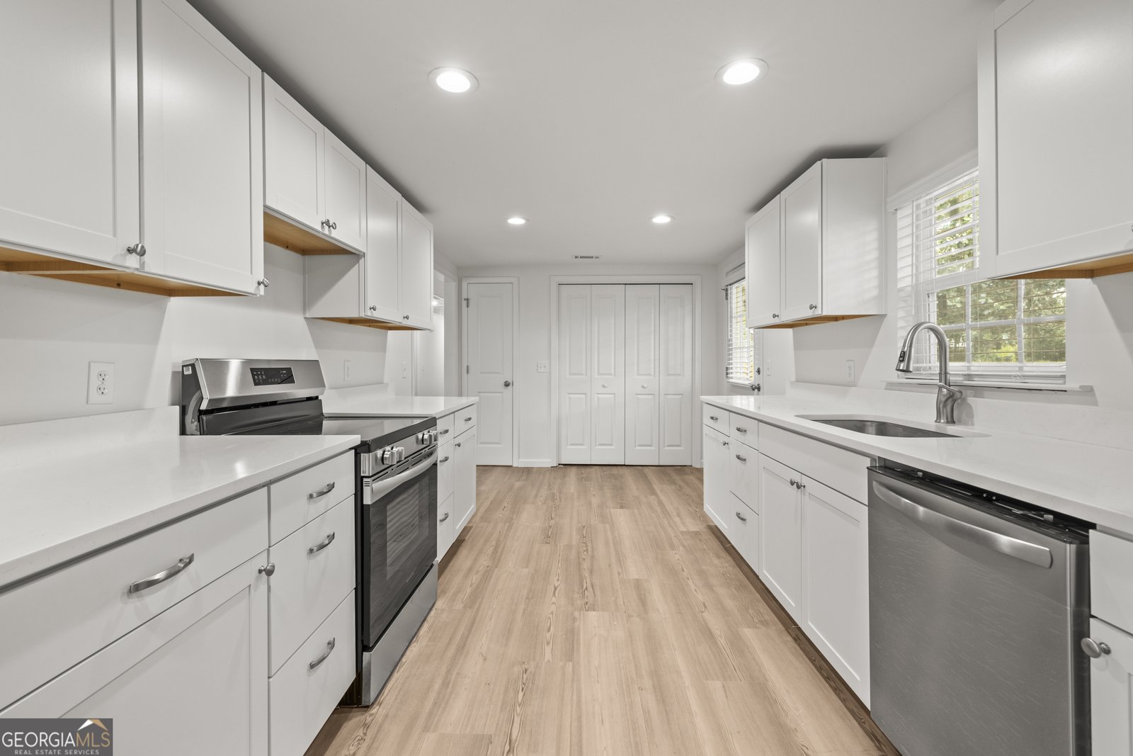 90 Anne Street Pembroke - 12