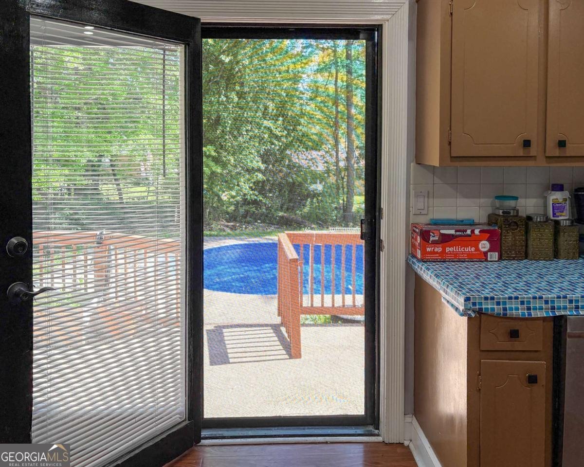 724 CAMELOT Way Norcross - 23