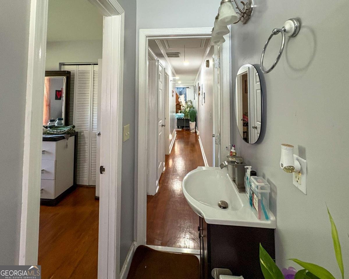 724 CAMELOT Way Norcross - 8