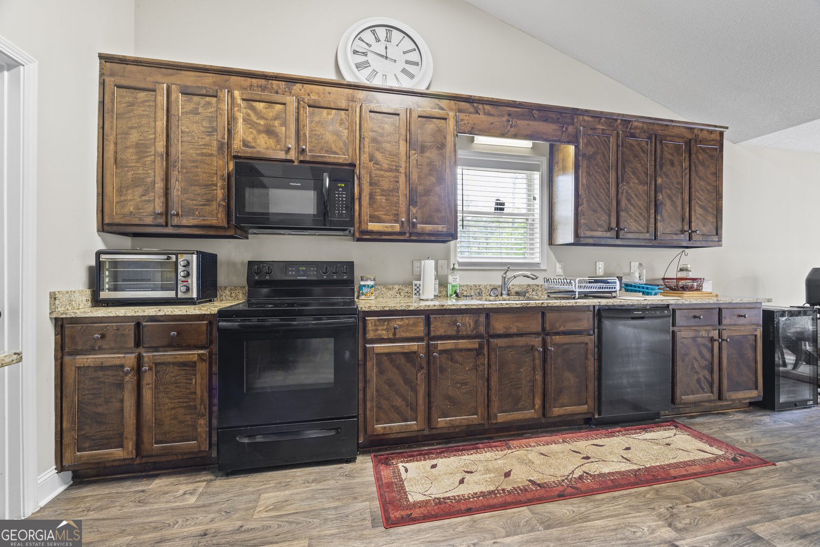 660 McCannon Morris Road Hull - 14