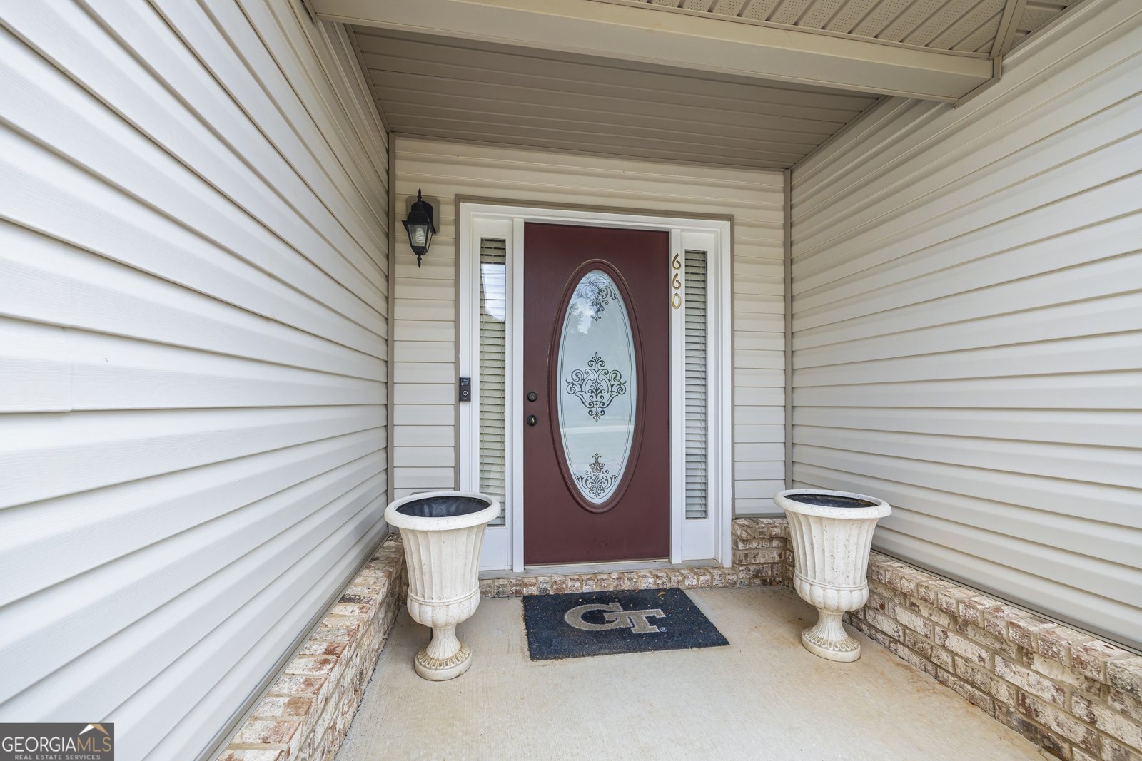 660 McCannon Morris Road Hull - 2