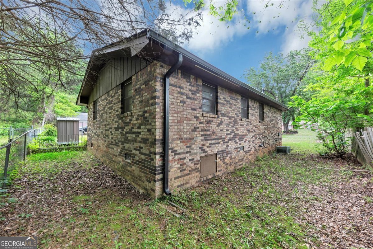 9186 Puckett Street Covington - 39