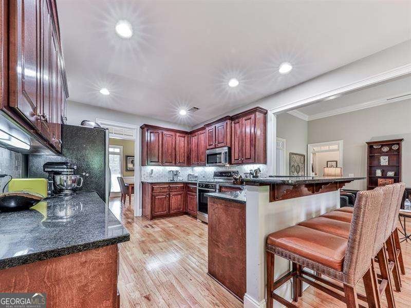 1076 Pinyan Lane Canton - 21