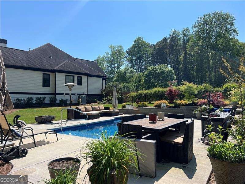 1076 Pinyan Lane Canton - 6
