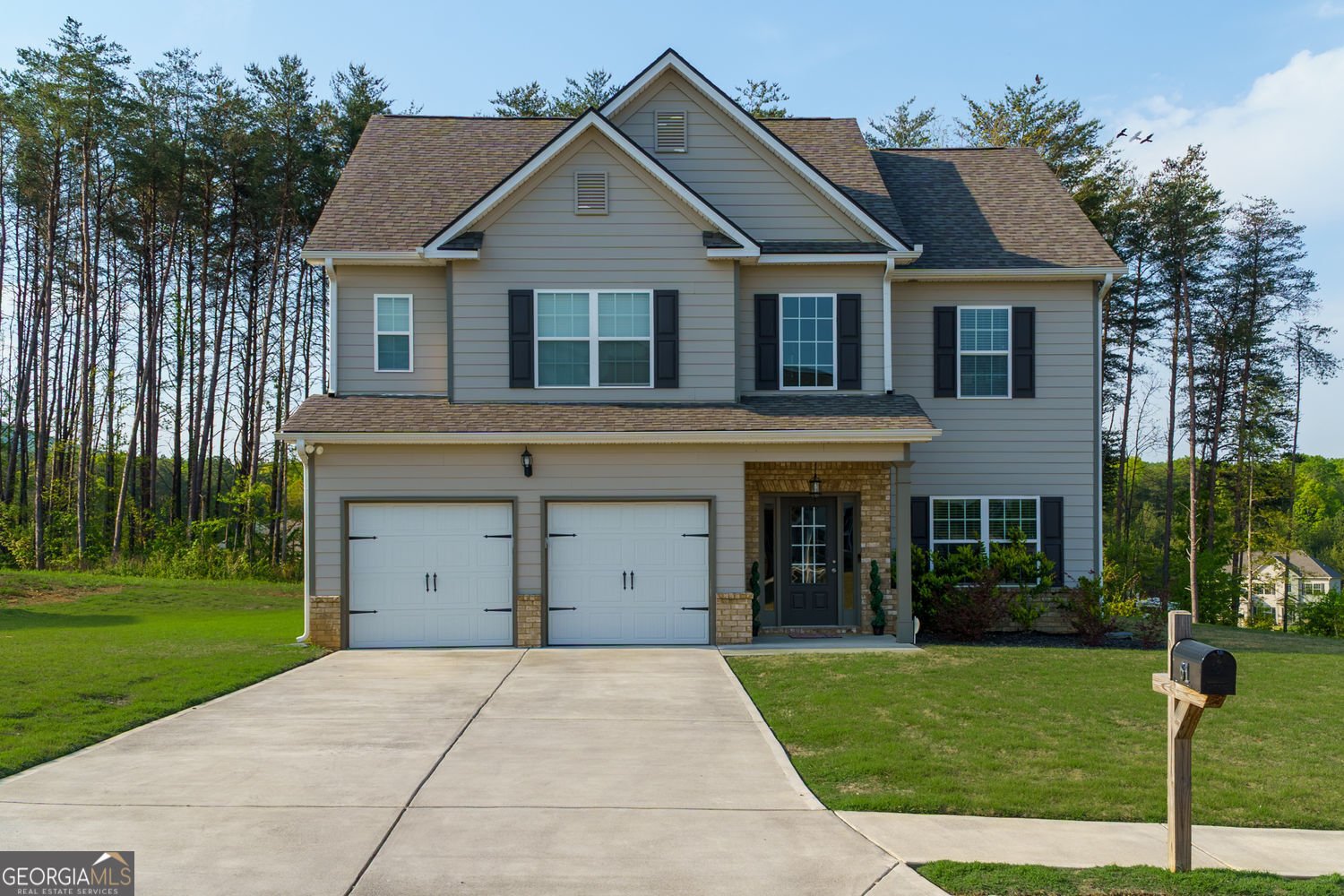 61 Village Circle Rydal - 1