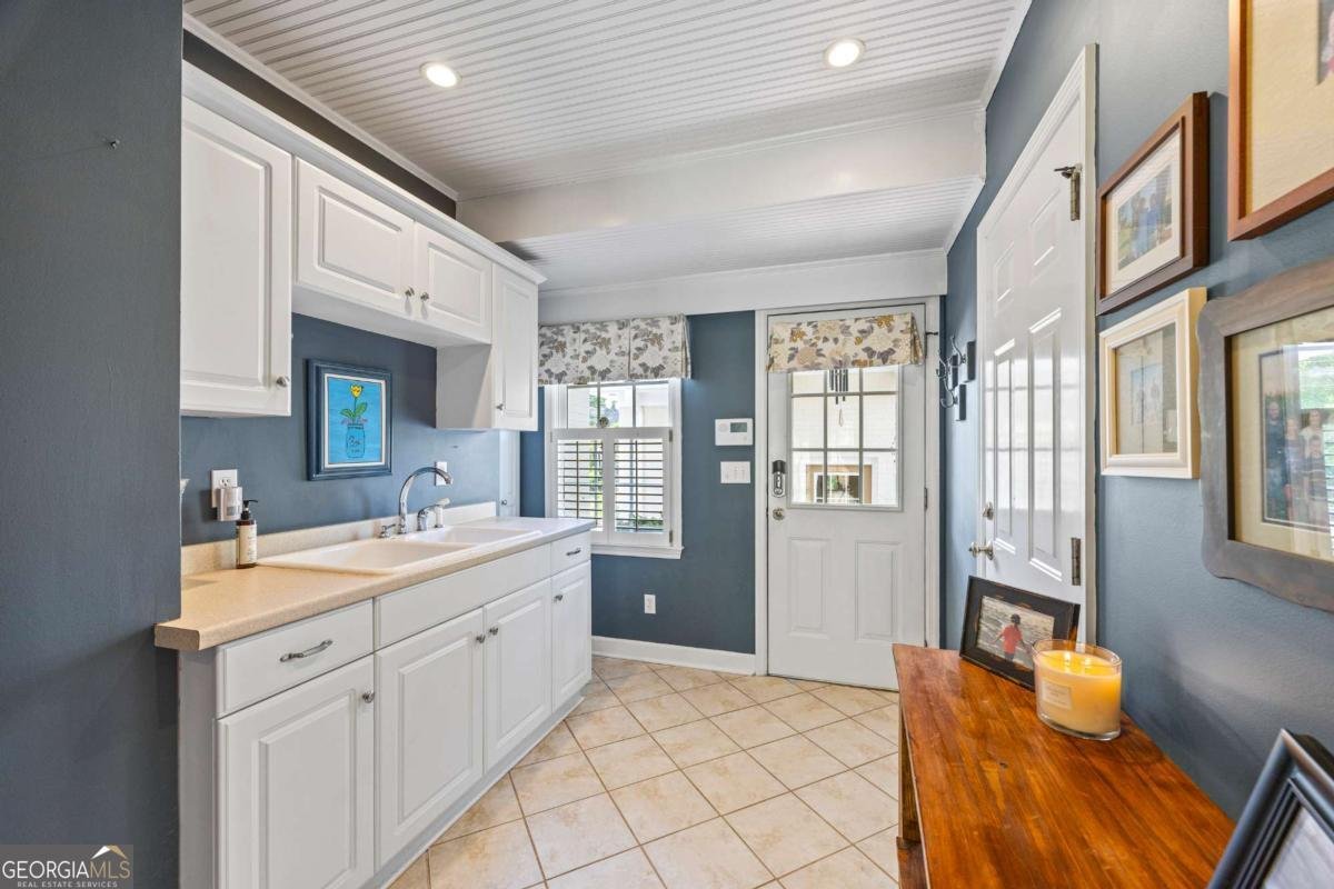 998 Ferncliff Road Atlanta - 33