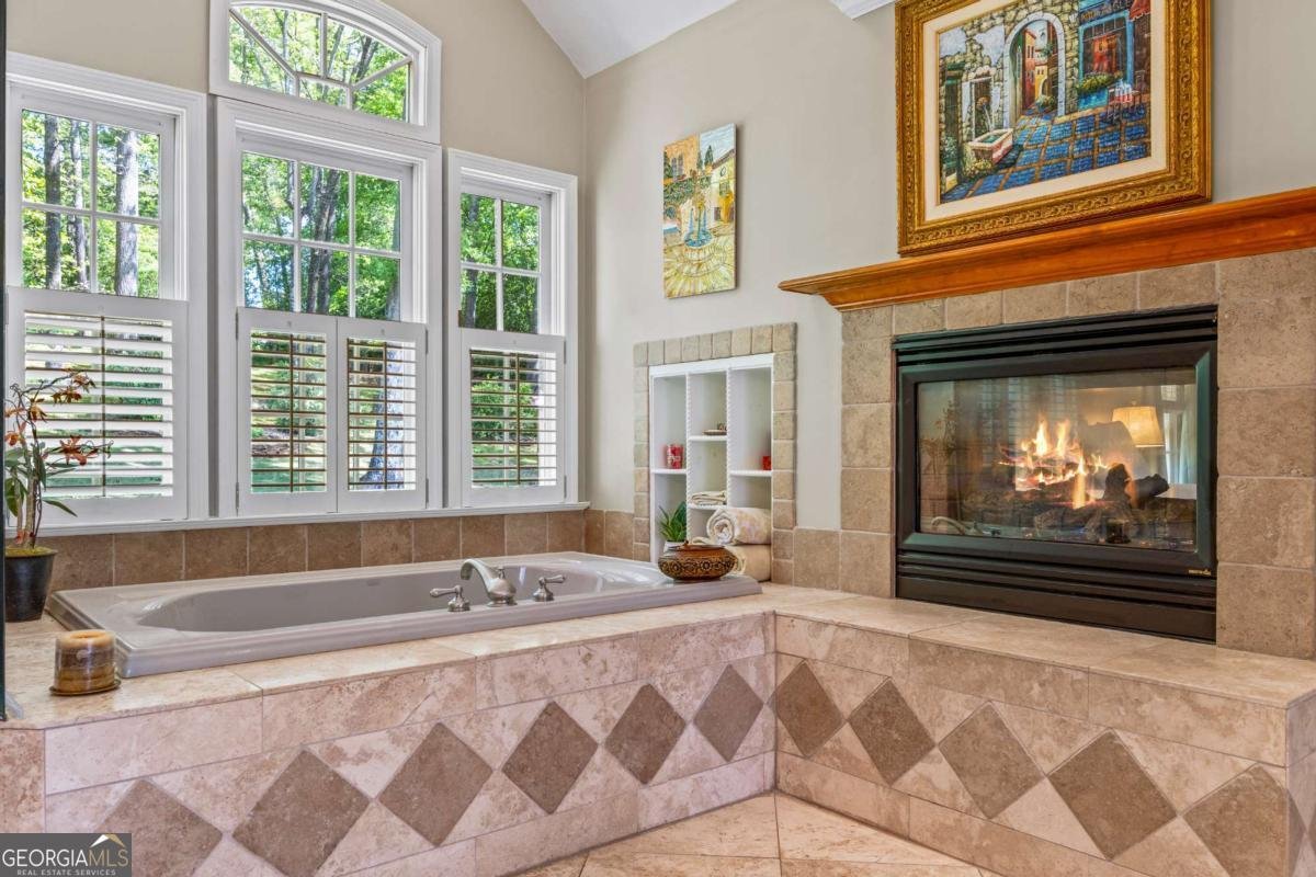 998 Ferncliff Road Atlanta - 64