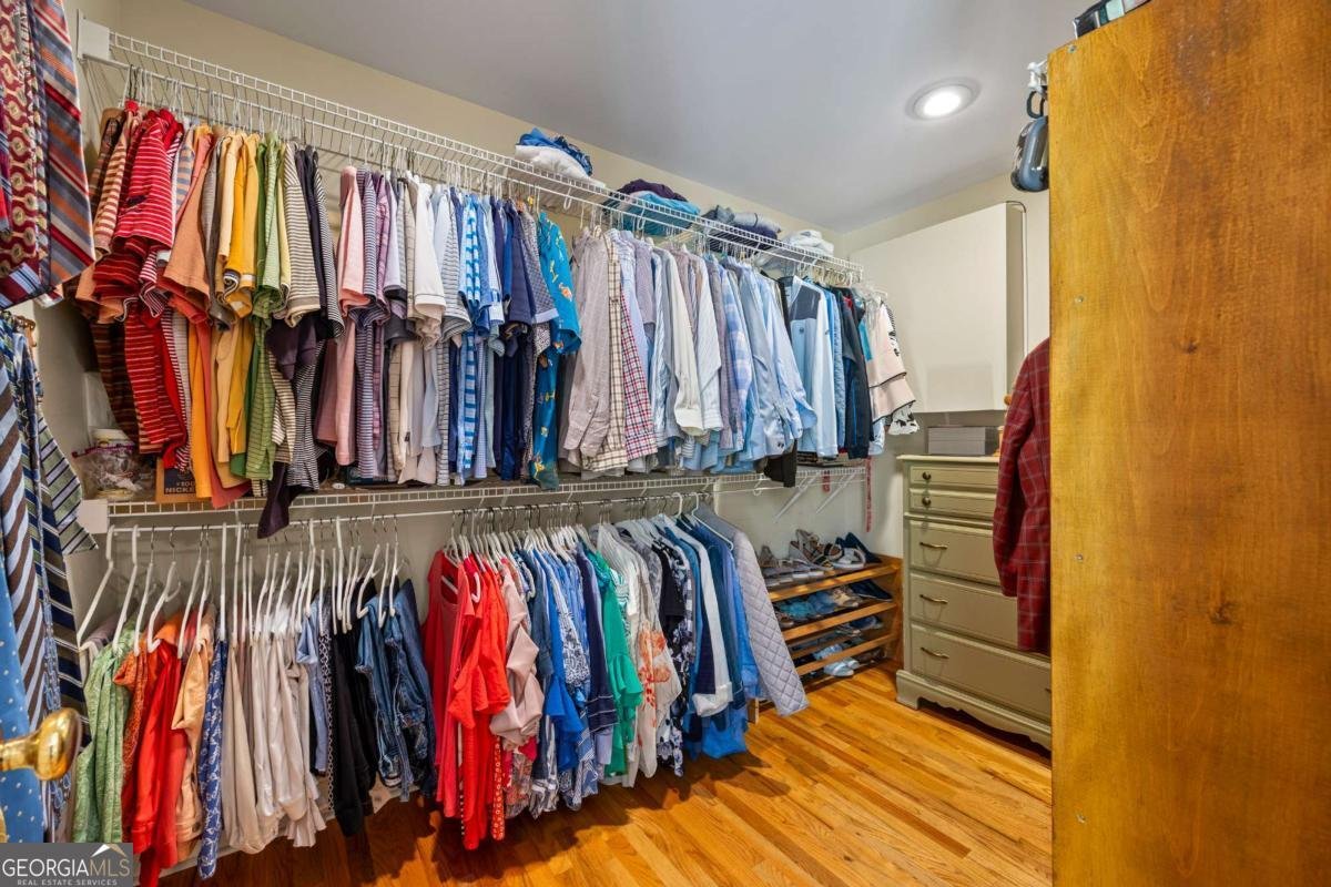 998 Ferncliff Road Atlanta - 70