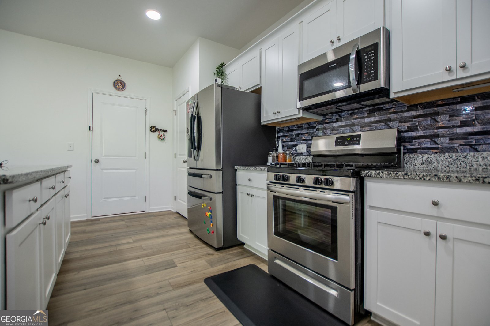 194 Rivulet Drive Dallas - 19