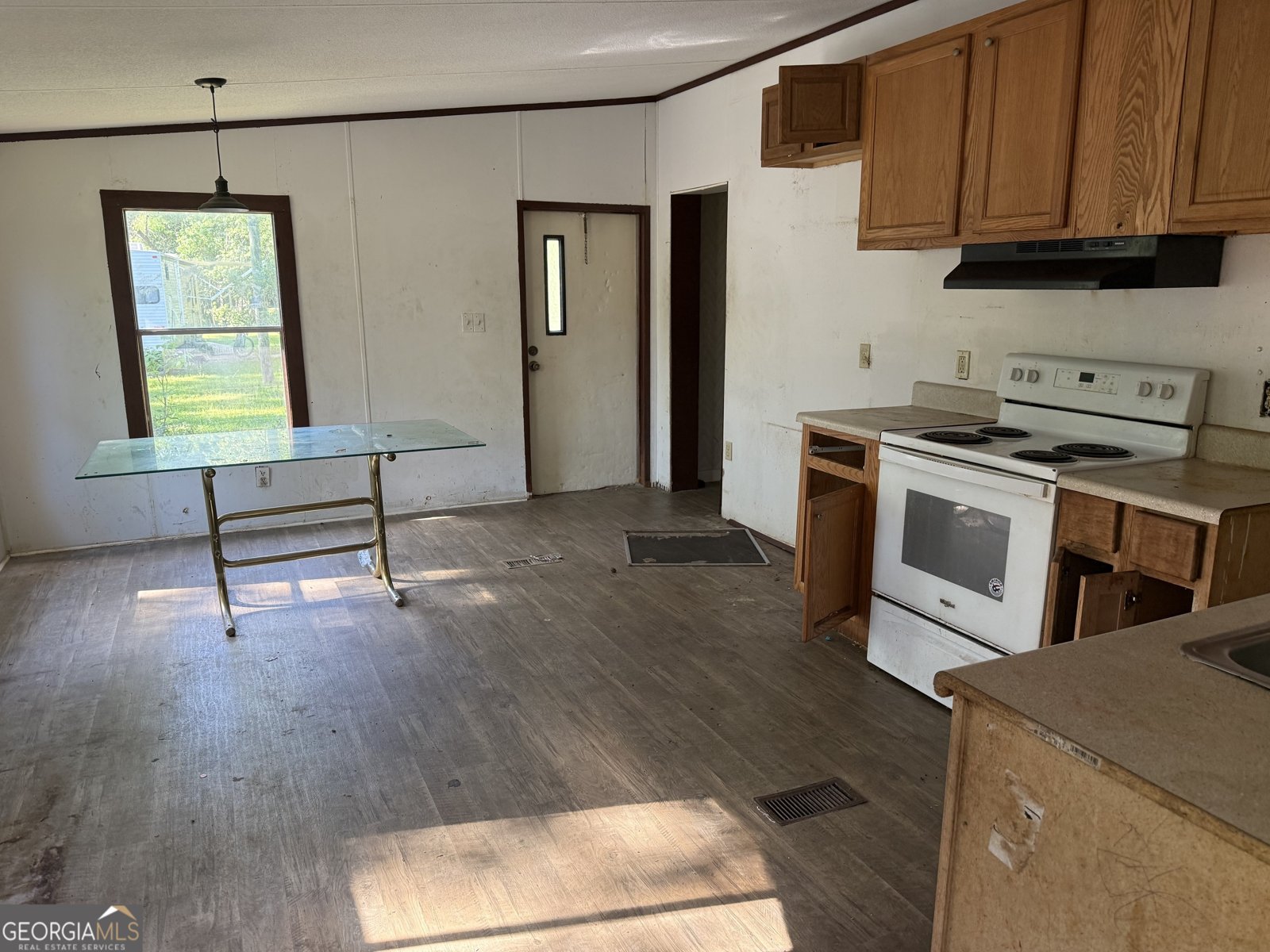 517 Davis Street Sylvania - 4