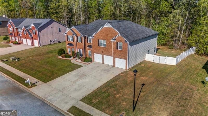 4499 BELLEMEADE Drive Douglasville - 44