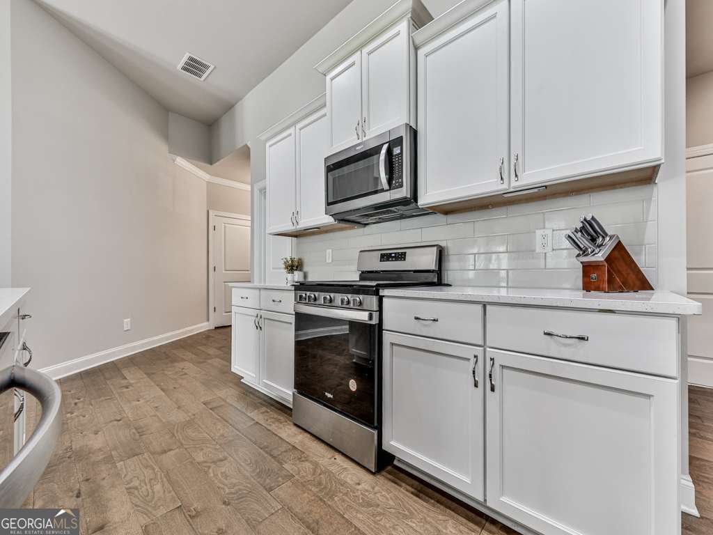 397 Lakeside Court Canton - 9