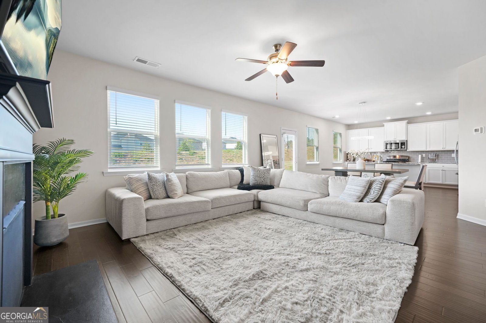 7161 Gladstone Circle Stonecrest - 7