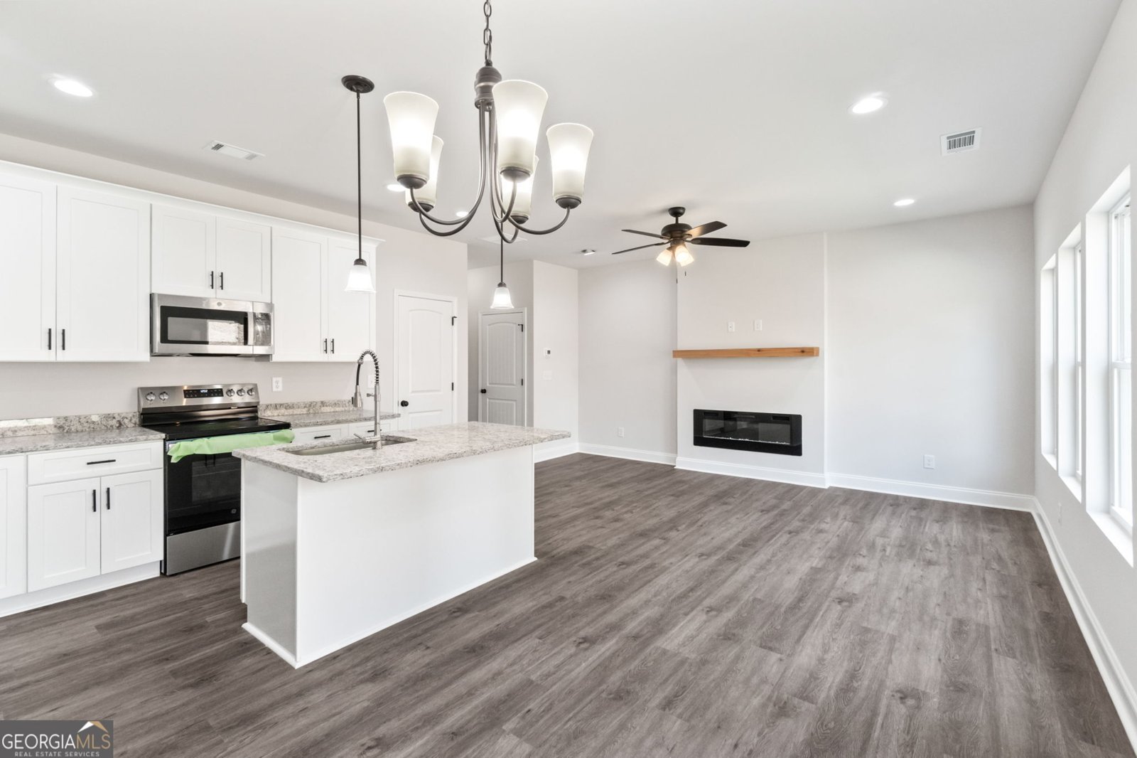 74 74 Hill Street Toccoa - 11