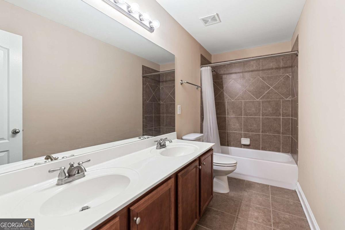 135 Lar Court Athens - 1
