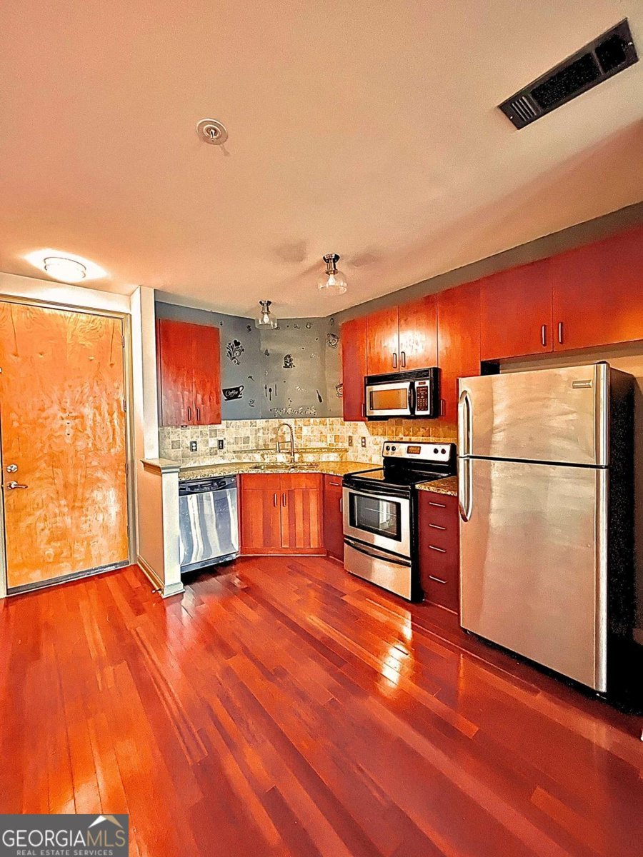 898 Oak Street Atlanta - 2