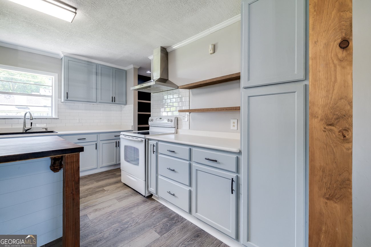 203 Lake Drive Brunswick - 10