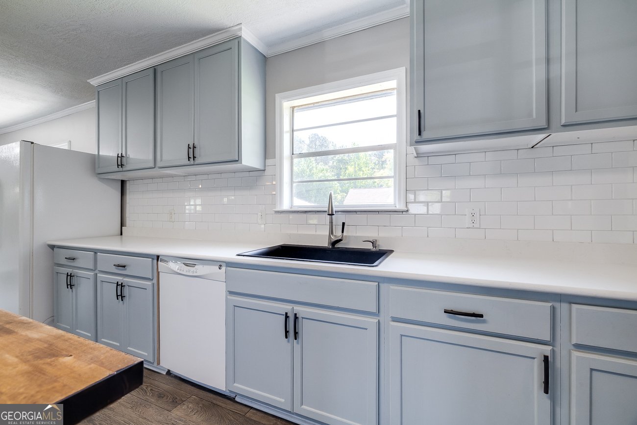 203 Lake Drive Brunswick - 11