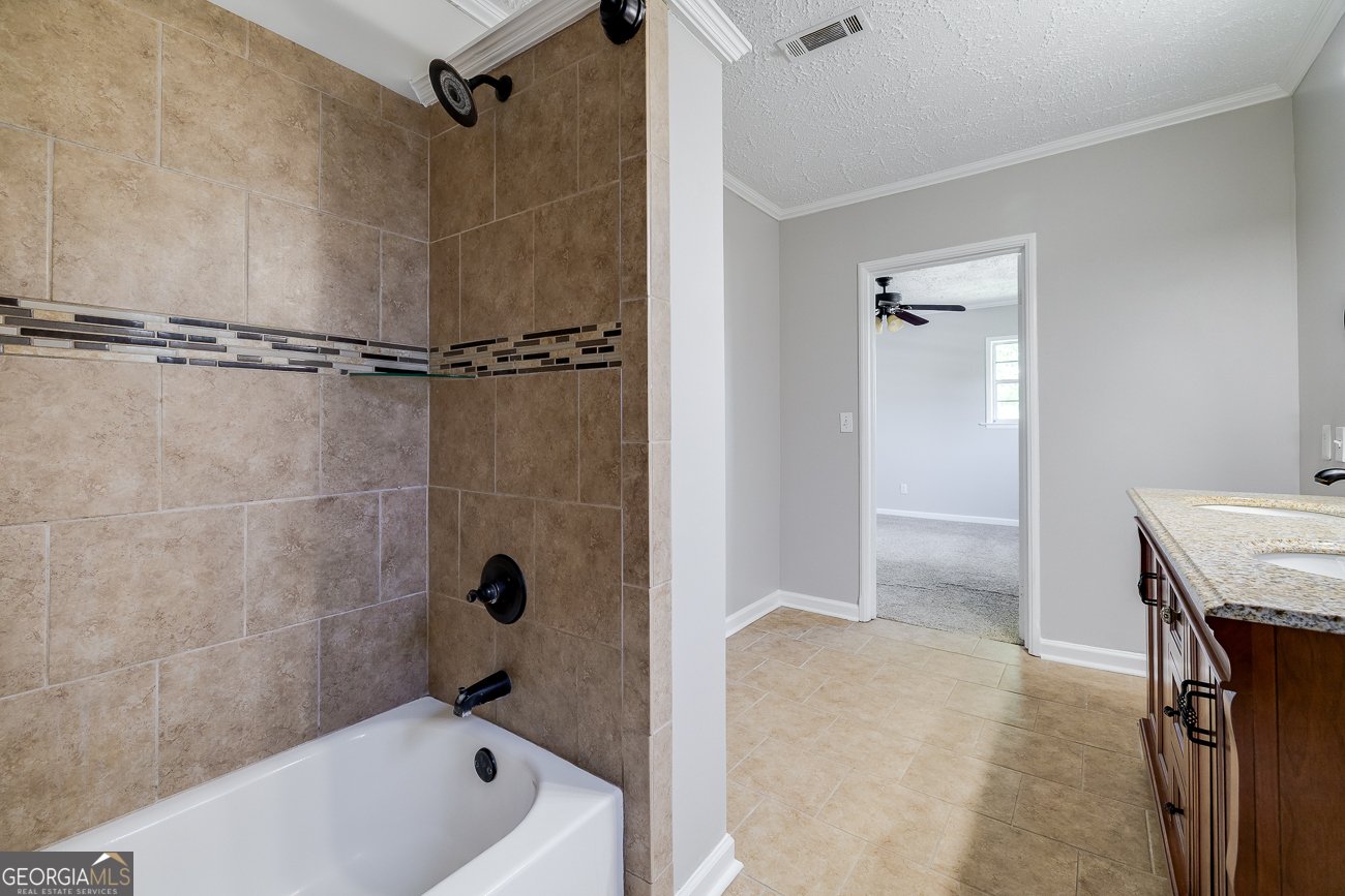 203 Lake Drive Brunswick - 19