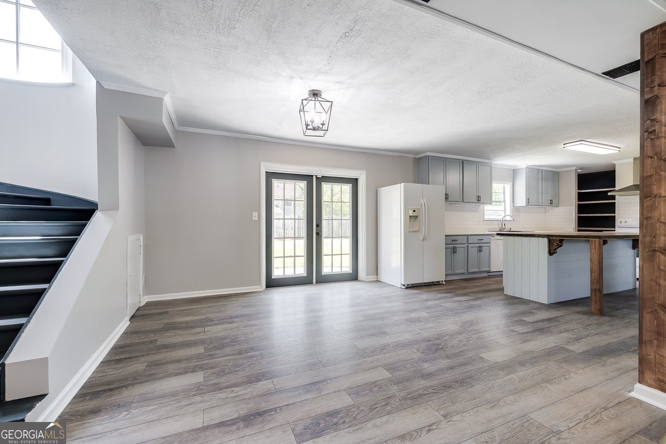 203 Lake Drive Brunswick - 6