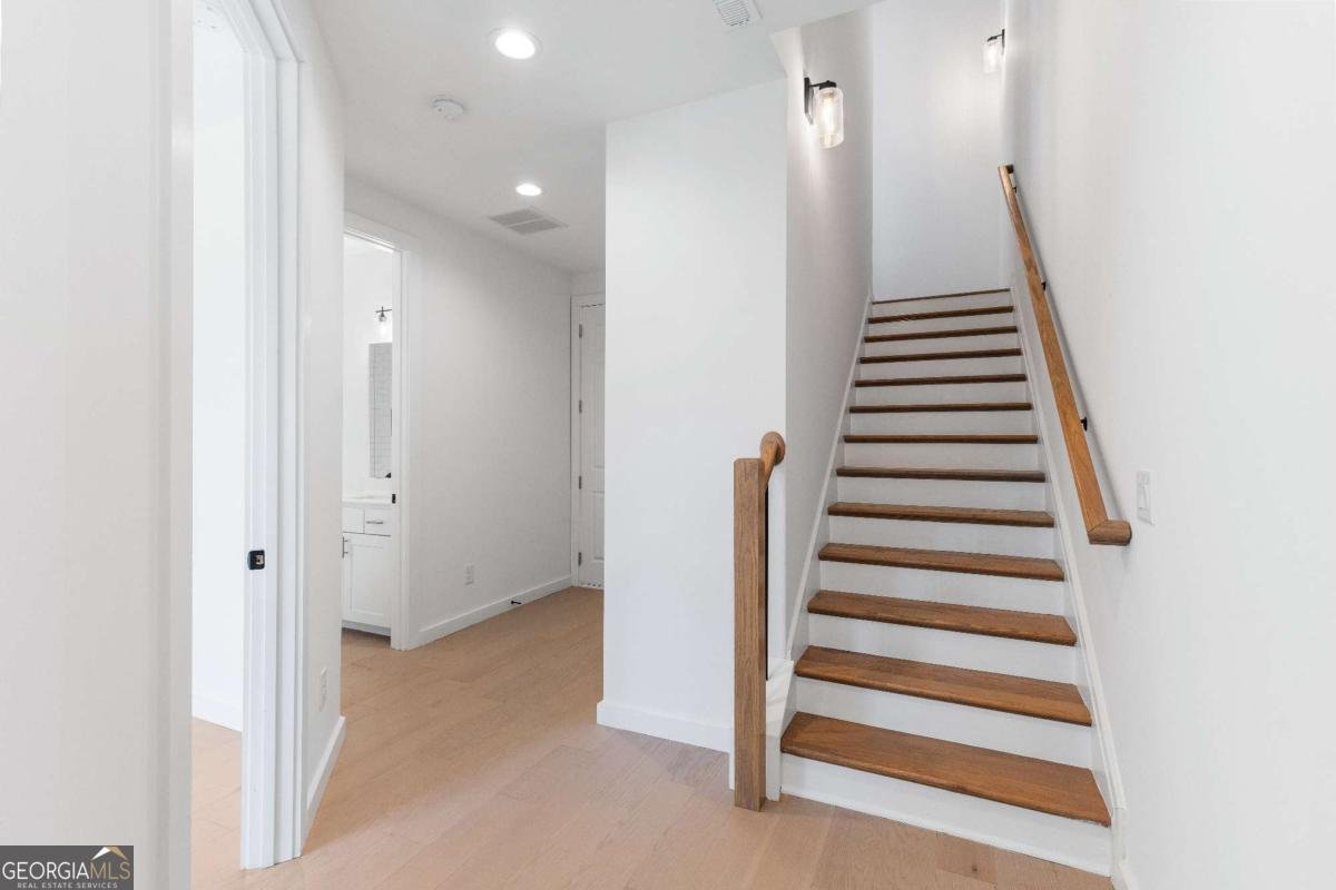 3076 Kelly Street Scottdale - 2