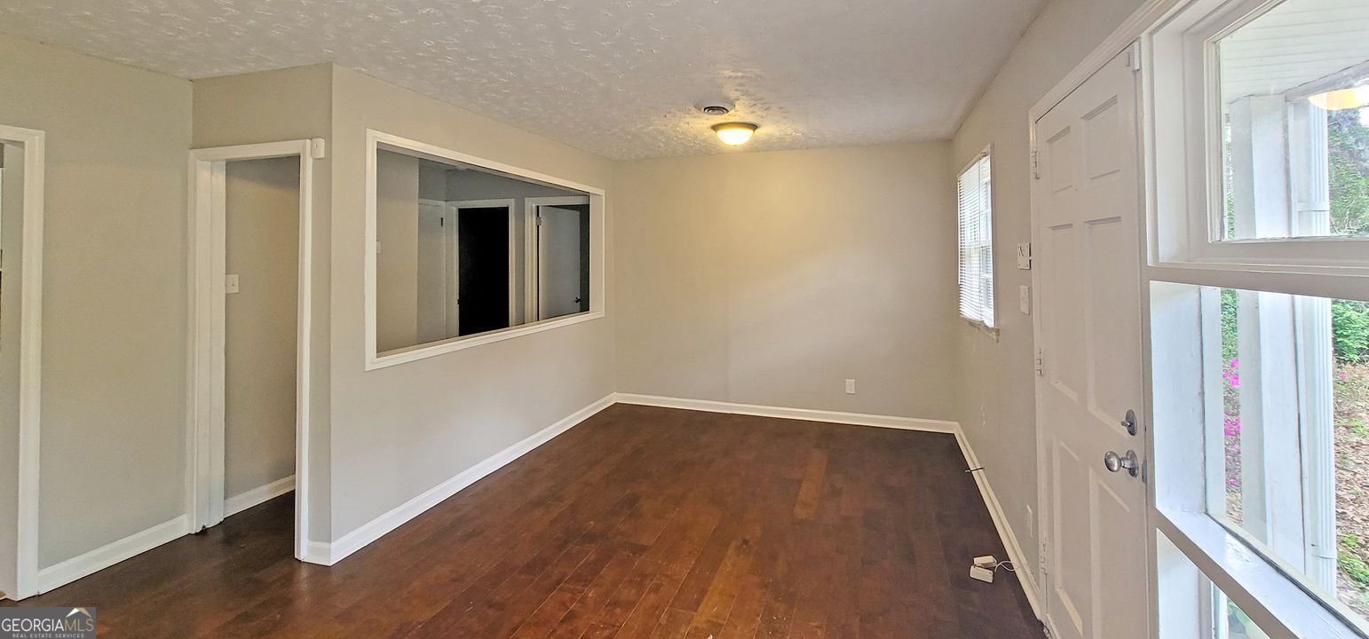 185 JOHNSON Drive Athens - 15