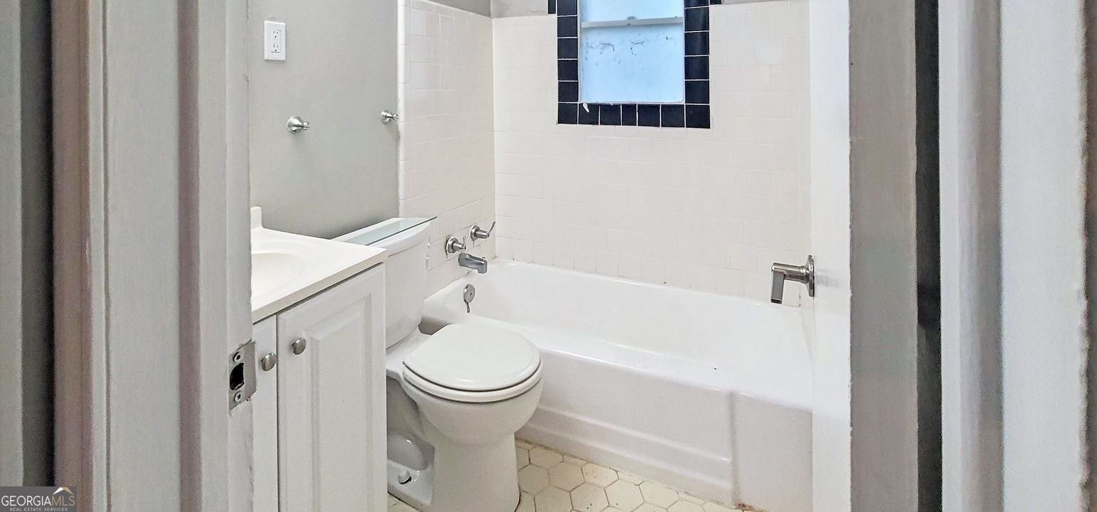 185 JOHNSON Drive Athens - 17