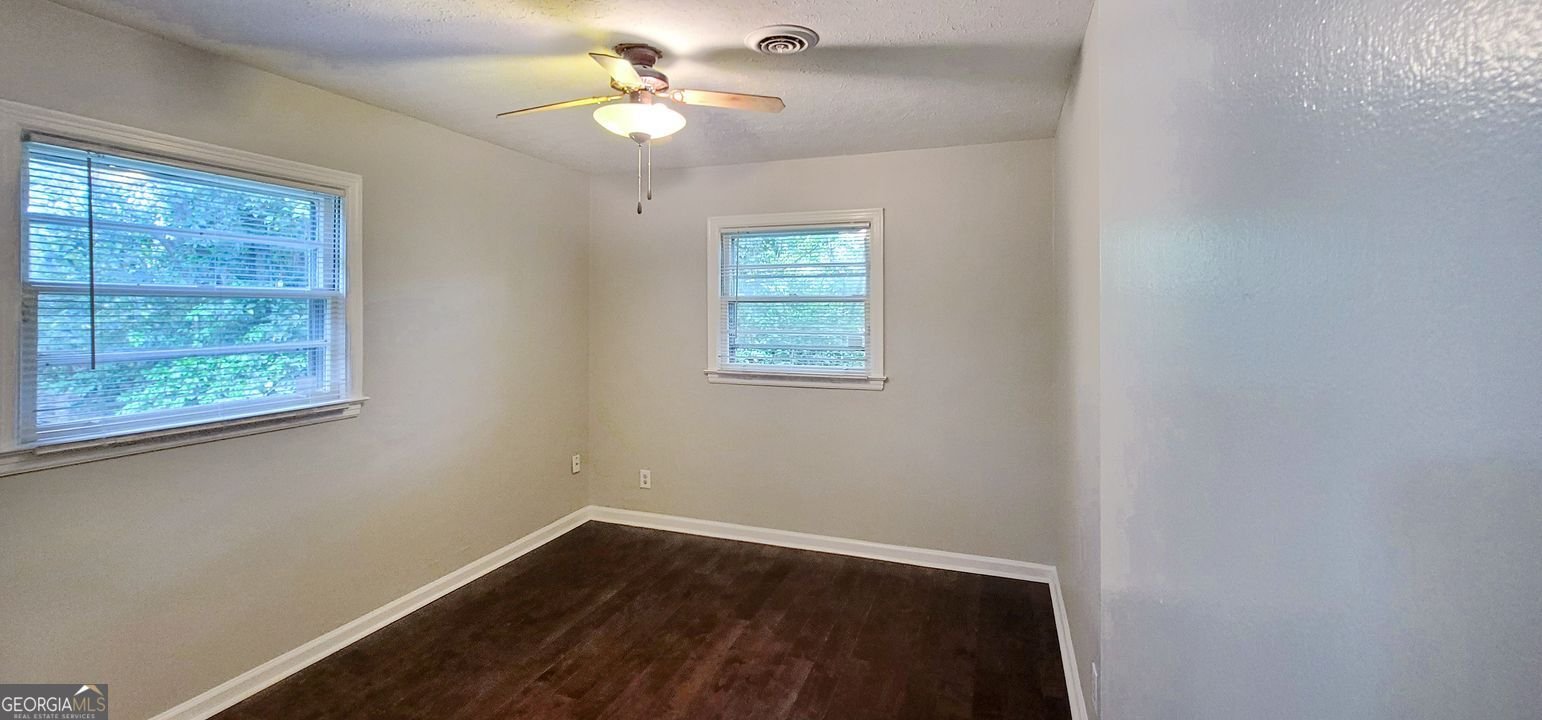 185 JOHNSON Drive Athens - 18