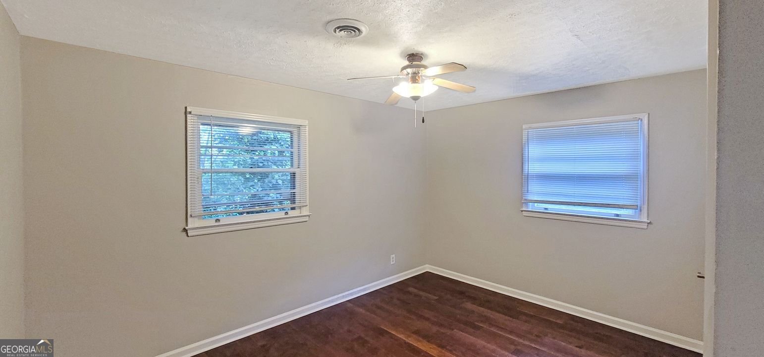 185 JOHNSON Drive Athens - 19
