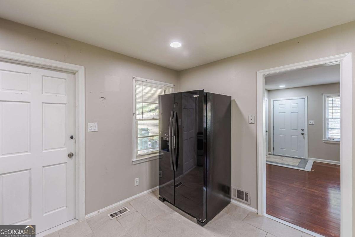 1157 Helen Street Morrow - 10