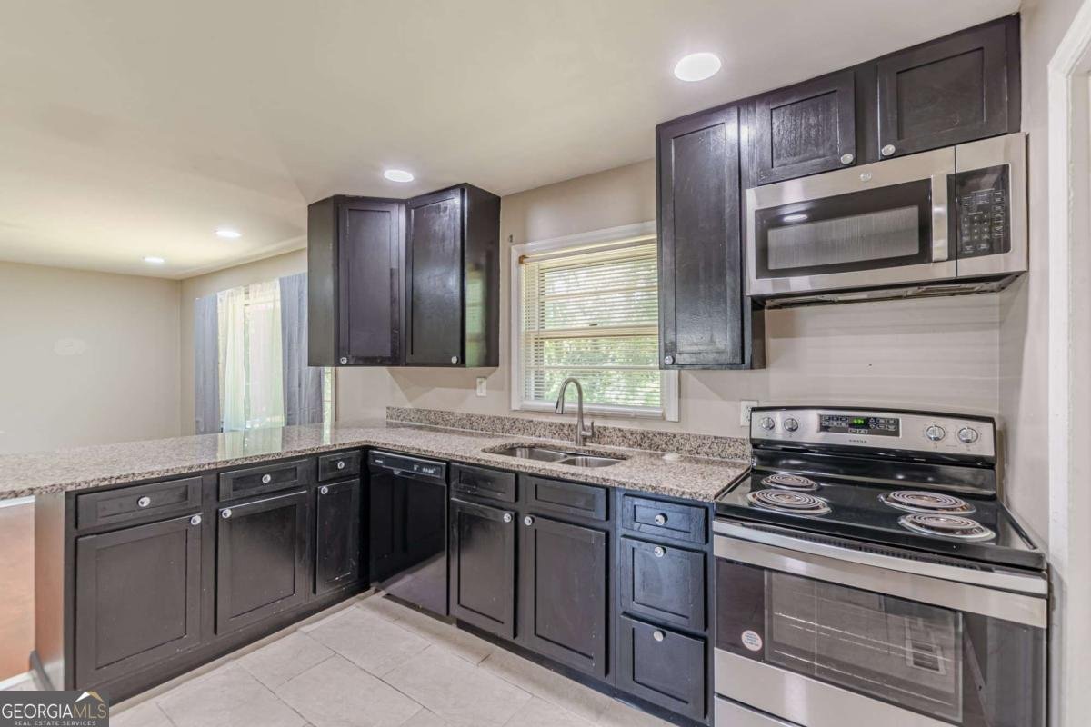 1157 Helen Street Morrow - 13