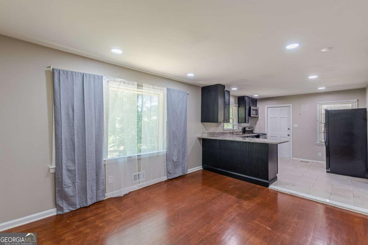 1157 Helen Street Morrow - 18